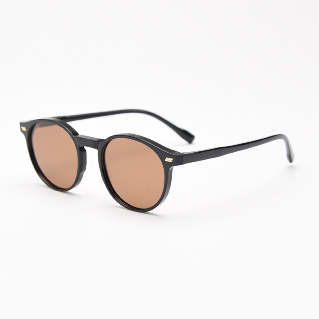 New Trendy Vintage Round-frame - Women Fashion Pose recensione e prezzo