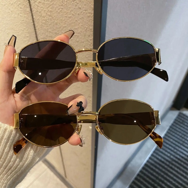 New Small Oval Women Sunglasse - Women'S Fashion Eyewear recensione e prezzo