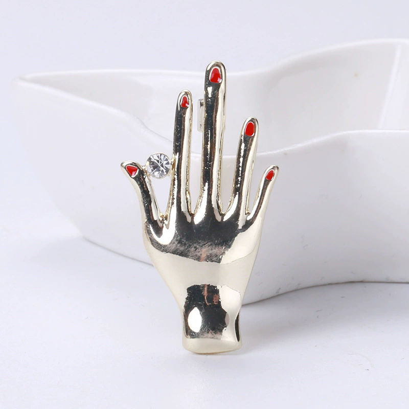 XIALUOKE Hand Pose Heart Brooc - Women Fashion Pose recensione e prezzo