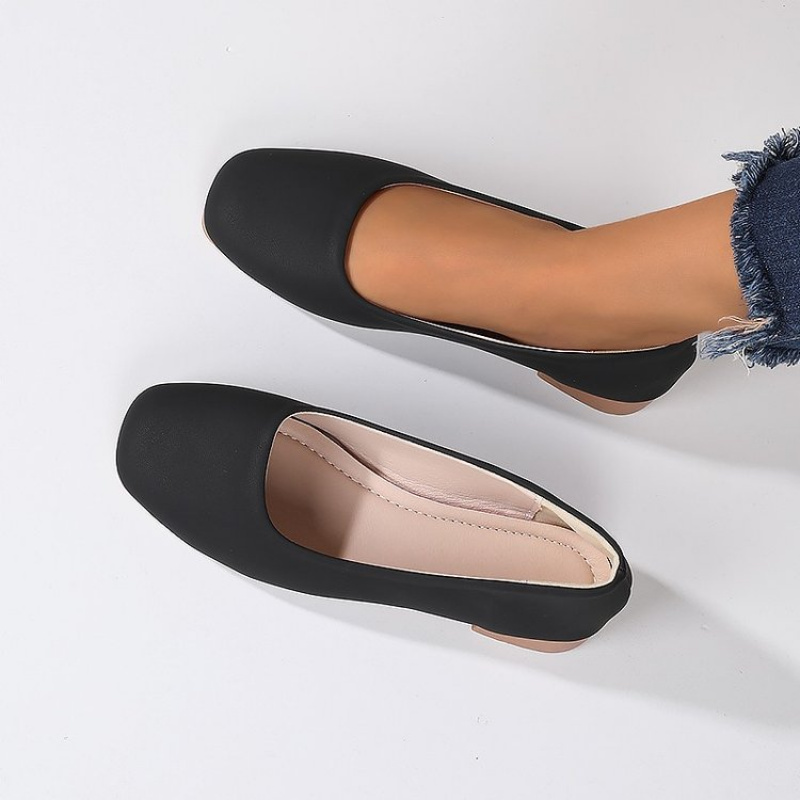 Soft Leather Round Toe Slip-On - Women'S Fashion Footwear recensione e prezzo