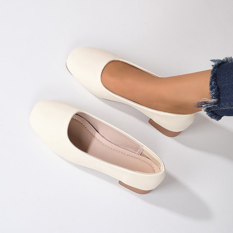 Soft Leather Round Toe Slip-On - Women'S Fashion Footwear recensione e prezzo