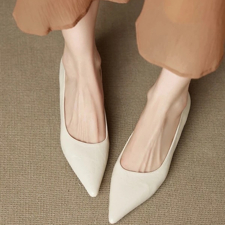 Simple Stiletto Single Shoes A - Women Fashion Simple recensione e prezzo