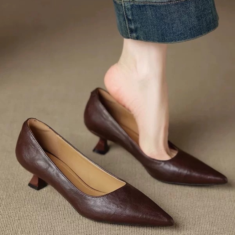 Simple Stiletto Single Shoes A - Women Fashion Simple recensione e prezzo