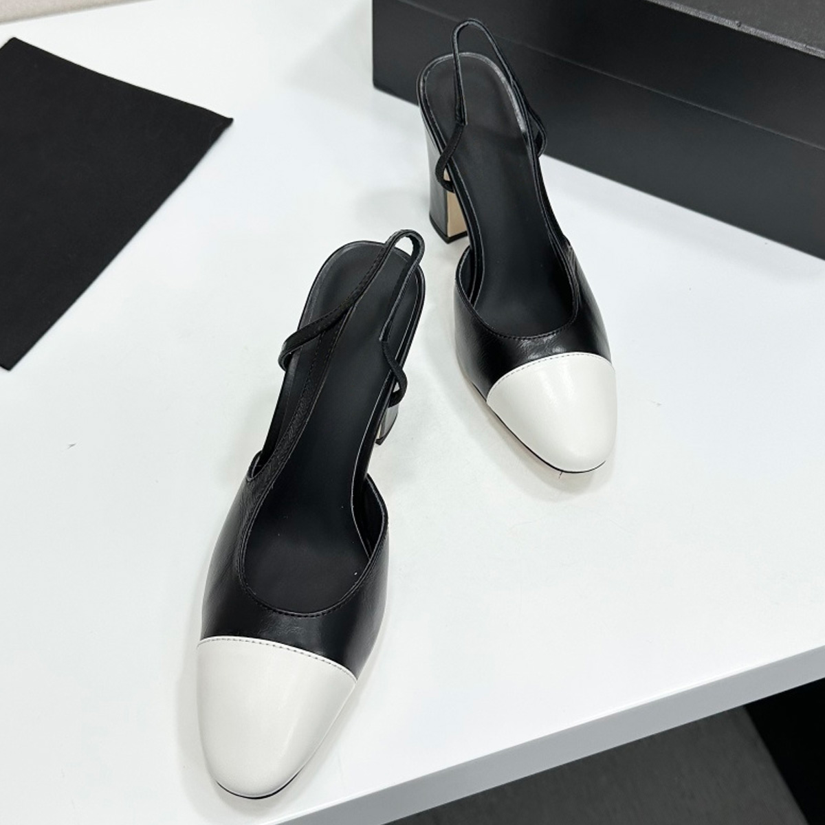 2026 Women's Two-Tone Slingbac - Women'S Fashion Footwear recensione e prezzo