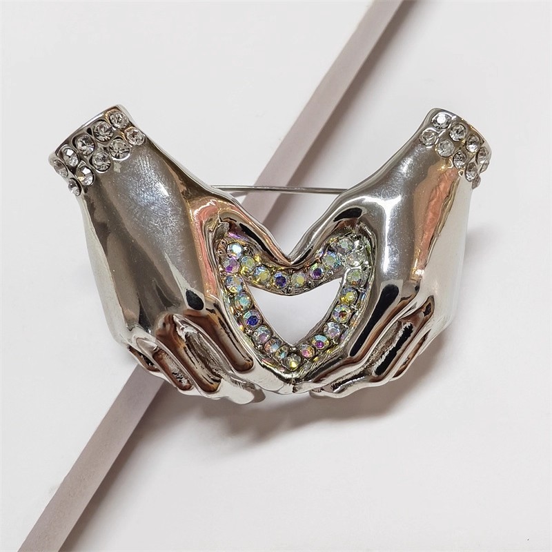 Chic Simple Rhinestone Love He - Women Fashion Pose recensione e prezzo