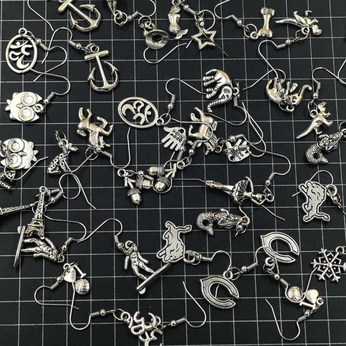 20 Styles Earrings Fashion Pun - Women'S Fashion Earrings recensione e prezzo