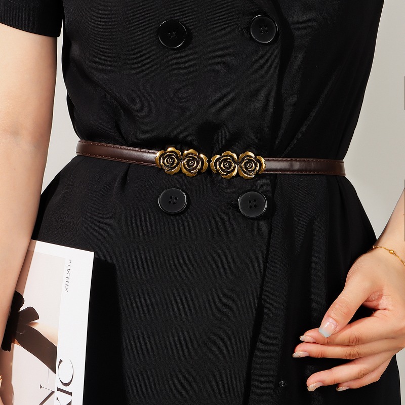 Fashionable Minimalist Adjusta - Women'S Fashion From The 60S recensione e prezzo