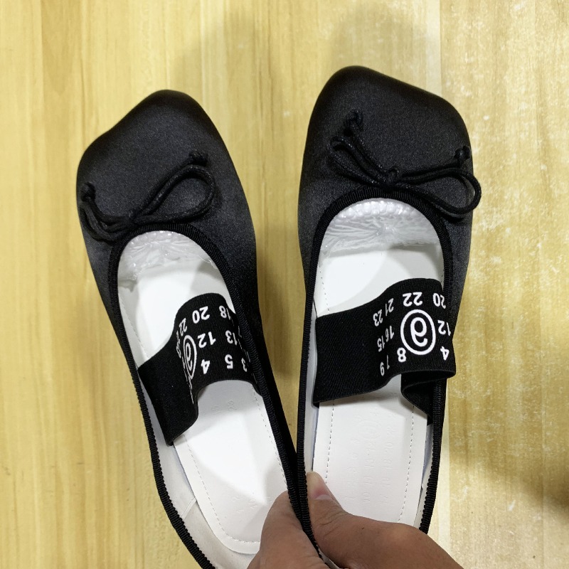 New Women's Mary Jane Shoes Ex - Women Fashion Designers recensione e prezzo
