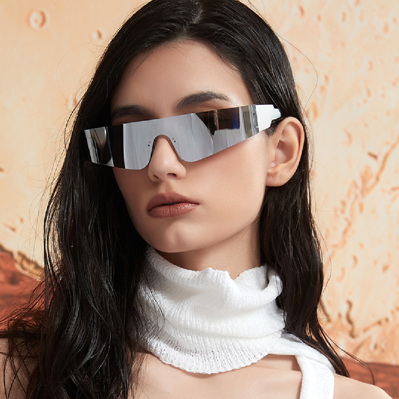 New Fashion Sports Sunglasses  - Women'S Fashion Eyewear recensione e prezzo