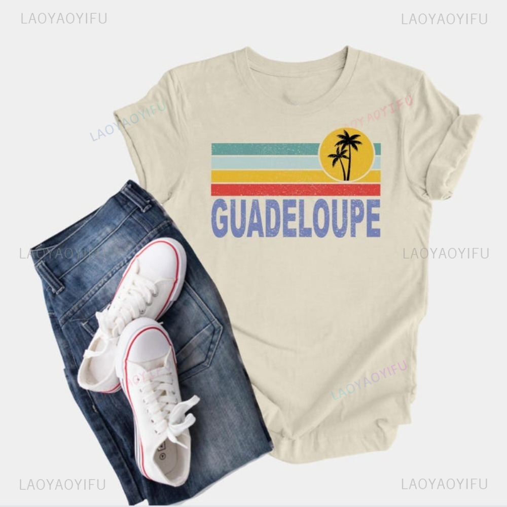 Guadeloupe Graphic Printed Hol - Women'S Fashion Graphic Tees recensione e prezzo