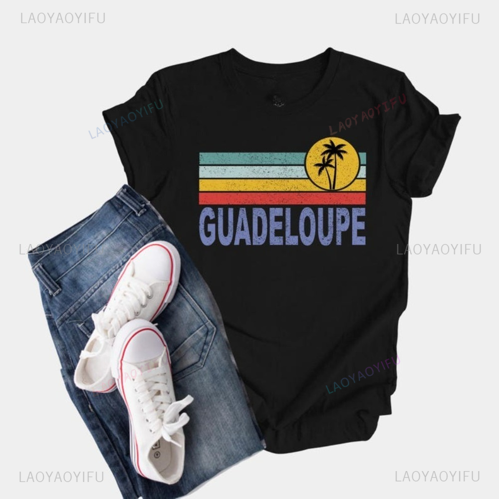 Guadeloupe Graphic Printed Hol - Women'S Fashion Graphic Tees recensione e prezzo