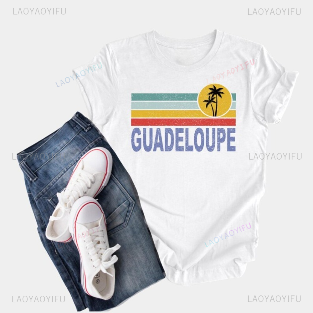 Guadeloupe Graphic Printed Hol - Women'S Fashion Graphic Tees recensione e prezzo