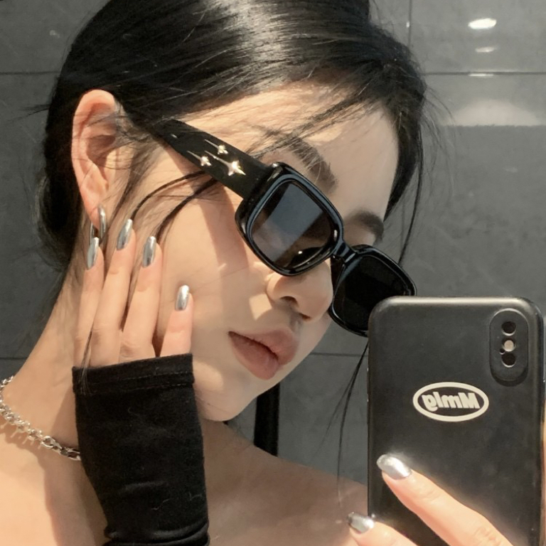 Retro Y2K Style Small Square S - Women'S Fashion Eyewear recensione e prezzo